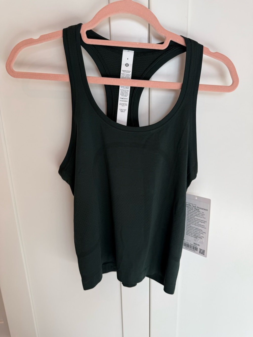 NWT lululemon swiftly tech scoop neck tank - Picture 2 of 5